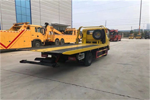 金山非事故拖车