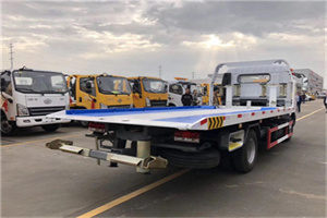 金山汽车救援补胎